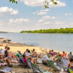 Kom tot rust op het strand van Boedapest